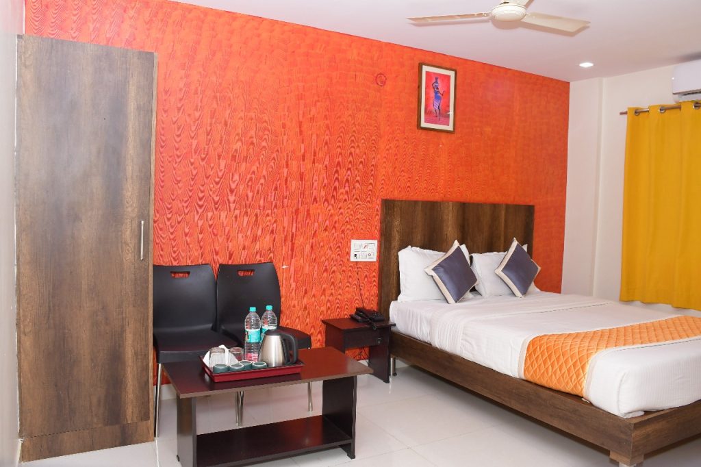 2eb34fc7-2cd3-4971-b8cd-6288387cf402 (1)