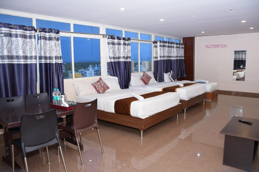 638f6ebb-e755-4e8e-a0bf-057aac446249 (1)