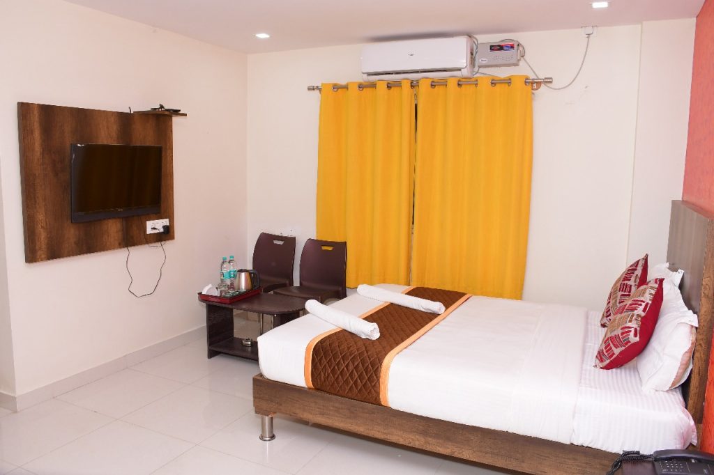 WhatsApp Image 2025-06-13 at 1.08.33 PM (1)